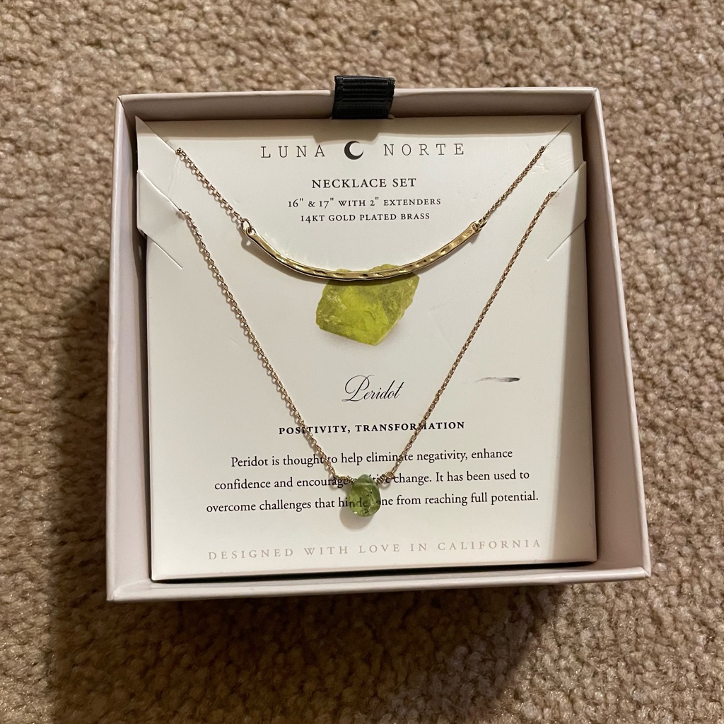 Luna Norte Double Layer Peridot Necklace 38$